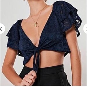 🪞 NWT dreamy lace tie front short sleeves dressy top in navy